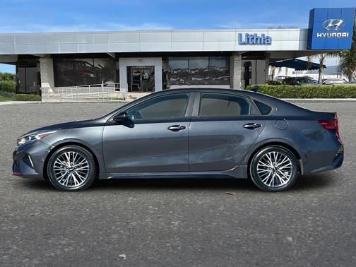 2022 Kia Forte GT-Line