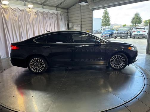 SHADOW BLACK 2018 Ford Fusion Hybrid SE