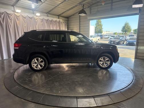 2019 Volkswagen Atlas 3.6L SE w/Technology