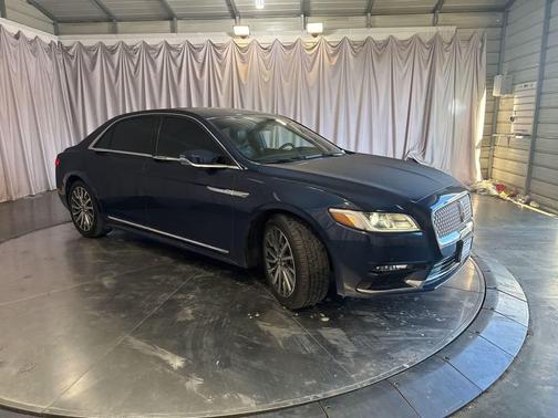 2017 Lincoln Continental Select