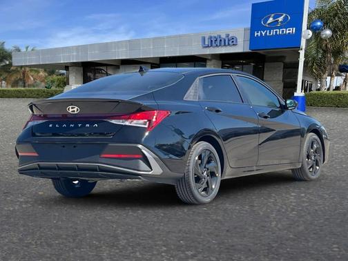 2026 Hyundai ELANTRA Sport