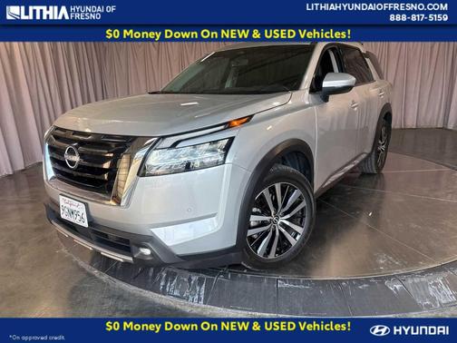 Brilliant Silver Metallic 2023 Nissan Pathfinder Platinum