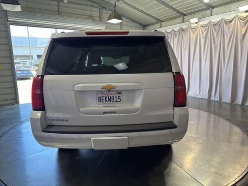 Iridescent Pearl Tricoat 2018 Chevrolet Tahoe LT