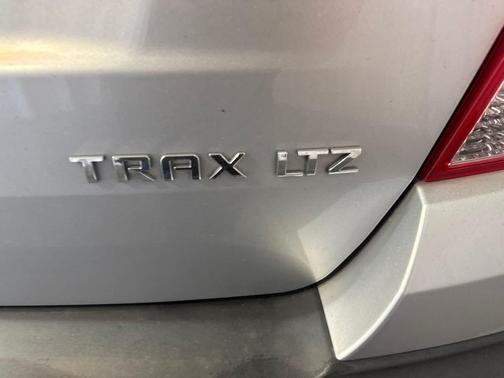 Silver Ice Metallic 2015 Chevrolet Trax LTZ