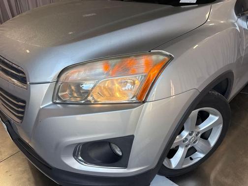 Silver Ice Metallic 2015 Chevrolet Trax LTZ