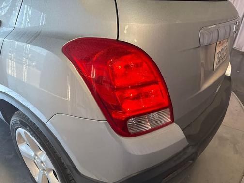 Silver Ice Metallic 2015 Chevrolet Trax LTZ
