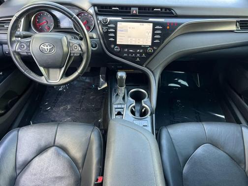 Midnight Black Metallic 2020 Toyota Camry XSE