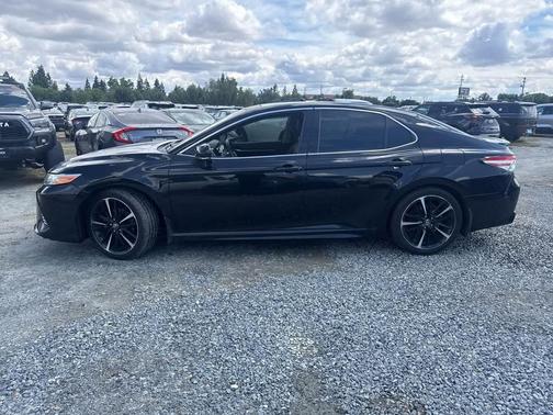 Midnight Black Metallic 2020 Toyota Camry XSE