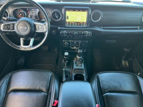 Granite Crystal Metallic Clearcoat 2020 Jeep Gladiator Overland