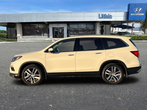 2018 Honda Pilot Touring