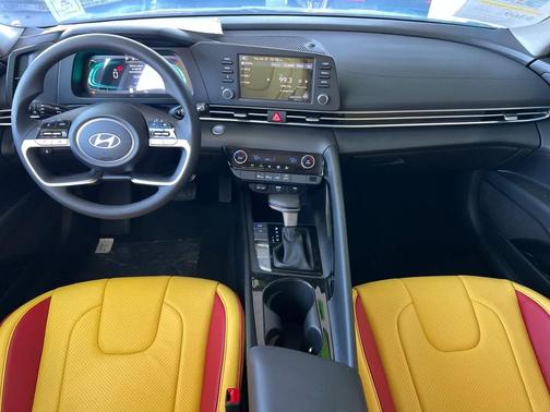 2025 Hyundai ELANTRA HEV Blue