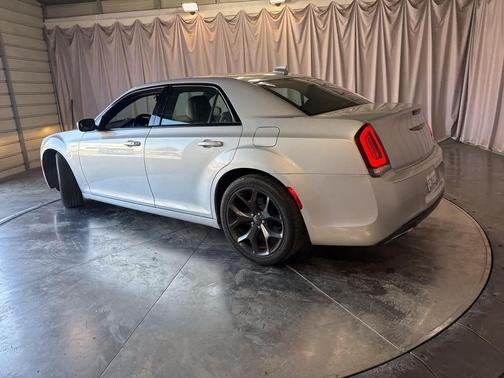 2021 Chrysler 300 S