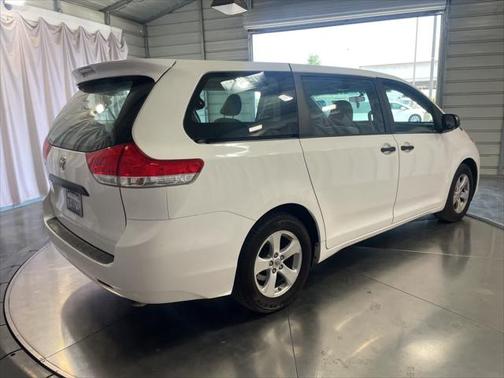 2014 Toyota Sienna L