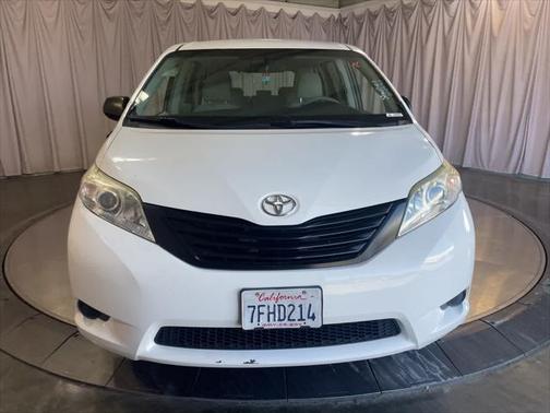 2014 Toyota Sienna L