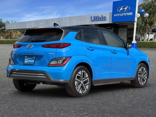 2022 Hyundai KONA EV SEL