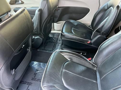 2023 Chrysler Pacifica Hybrid Limited