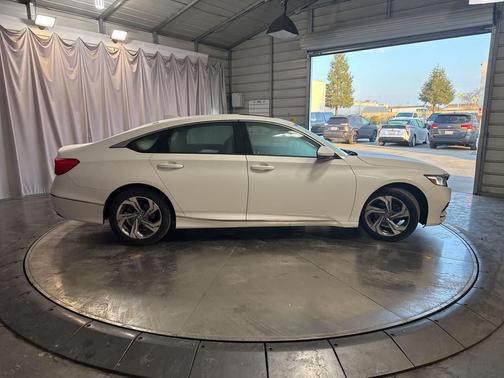 2018 Honda Accord EX