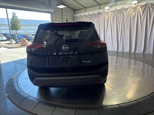 Super Black 2022 Nissan Rogue SV