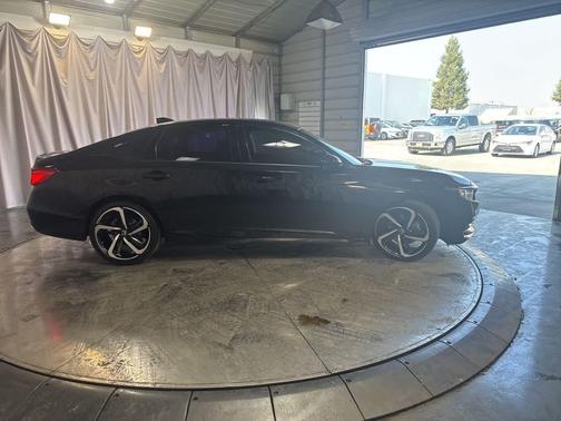 2018 Honda Accord Sport 2.0T