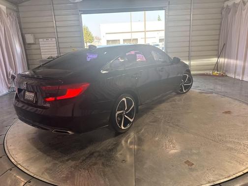 2018 Honda Accord Sport 2.0T