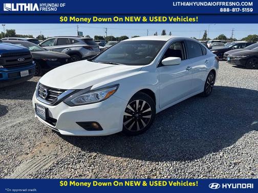 Glacier White 2018 Nissan Altima 2.5 SV