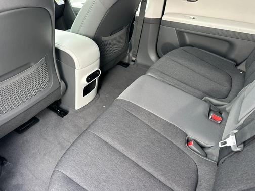 2026 Hyundai IONIQ 5 SE Standard Range