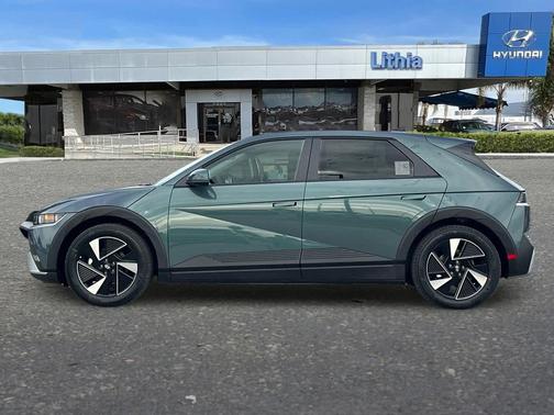 2026 Hyundai IONIQ 5 SE Standard Range