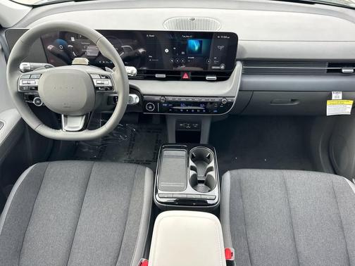 2026 Hyundai IONIQ 5 SE Standard Range