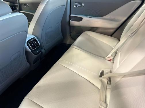2025 Hyundai IONIQ 6 SEL