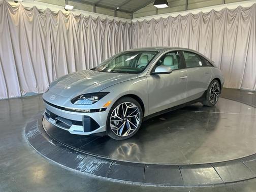 2025 Hyundai IONIQ 6 SEL