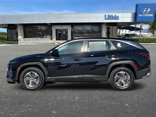 Ash Black 2026 Hyundai TUCSON Hybrid Blue SE