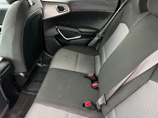 Inferno Red 2022 Kia Soul LX