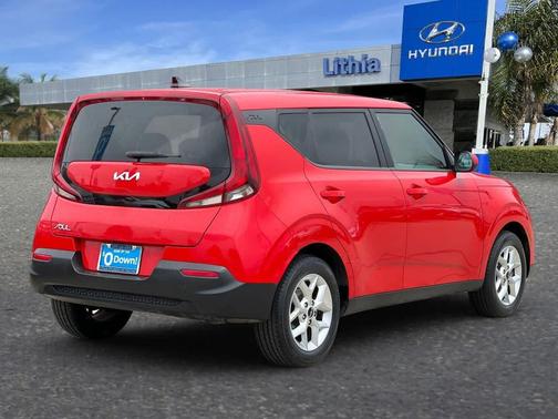 Inferno Red 2022 Kia Soul LX