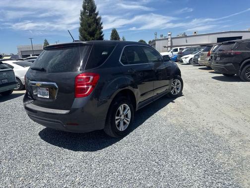 Nightfall Gray Metallic 2017 Chevrolet Equinox LS
