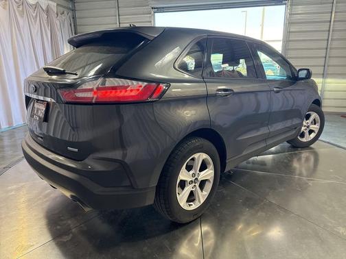 2019 Ford Edge SE