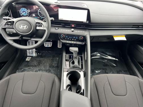 2026 Hyundai ELANTRA HEV SEL Sport