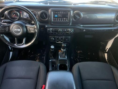 Bright White Clearcoat 2021 Jeep Wrangler Unlimited Sport Altitude