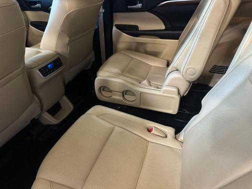 Blizzard Pearl 2018 Toyota Highlander Limited Platinum