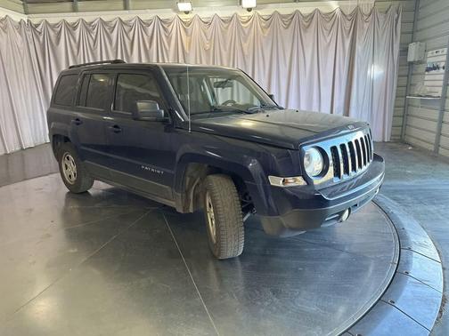 True Blue Pearlcoat 2015 Jeep Patriot Sport