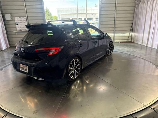 Galactic Aqua Mica 2021 Toyota Corolla XSE
