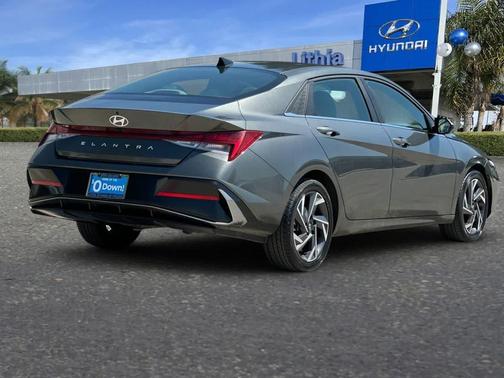 Amazon Gray 2025 Hyundai ELANTRA SEL