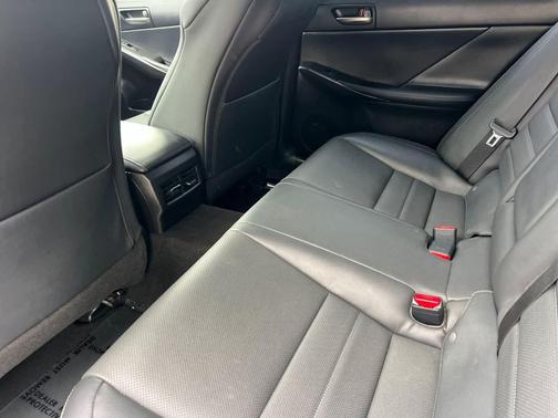 2021 Lexus IS 350 Base