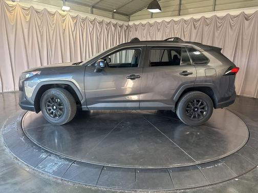 Magnetic Gray Metallic 2021 Toyota RAV4 LE