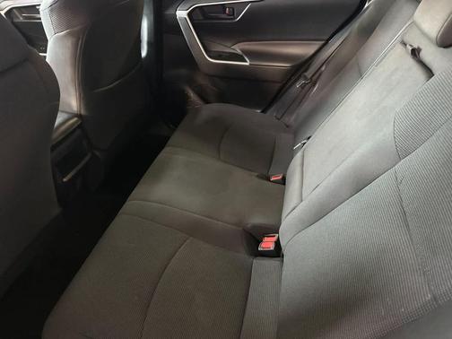 Magnetic Gray Metallic 2021 Toyota RAV4 LE