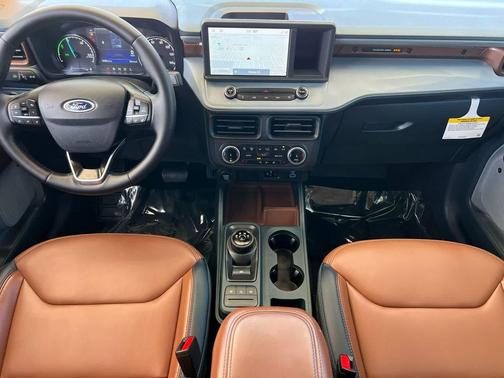 CARBONIZED GRAY METALLIC 2024 Ford Maverick Lariat