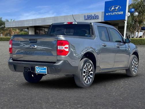 CARBONIZED GRAY METALLIC 2024 Ford Maverick Lariat
