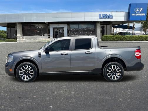 CARBONIZED GRAY METALLIC 2024 Ford Maverick Lariat