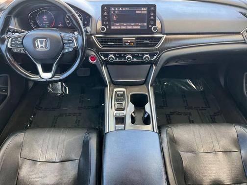 Silver 2018 Honda Accord EX-L 2.0T