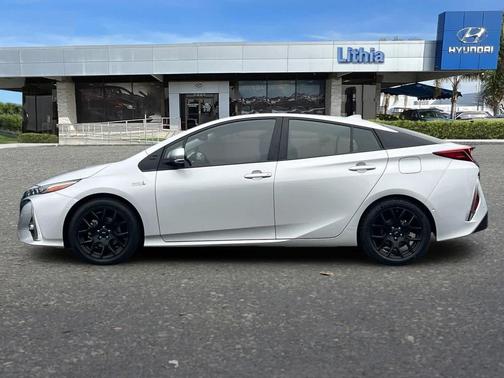 2021 Toyota Prius Prime Limited