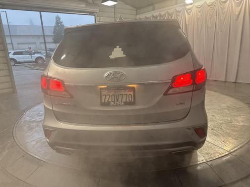 2017 Hyundai SANTA FE SE Ultimate